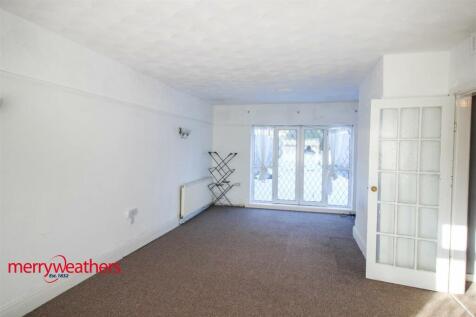 Lounge/ Dining Room