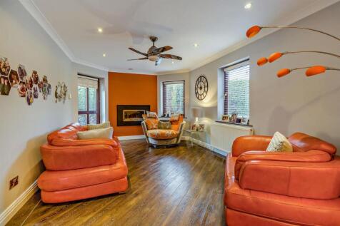 Dining Area/Lounge extension