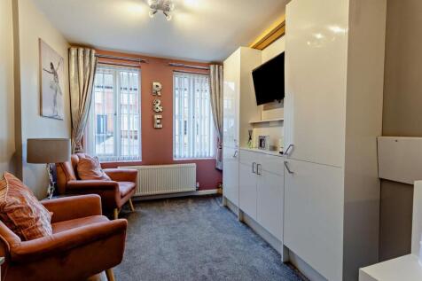Snug/ Everday Room