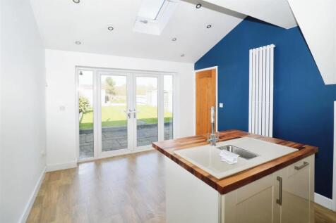 Extended Dining Kitchen