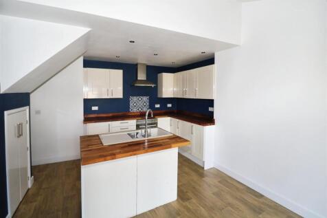 Extended Dining Kitchen