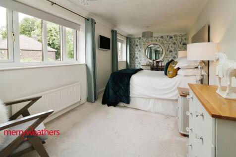 REAR BEDROOM ONE