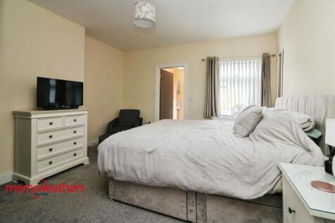 REAR BEDROOM ONE