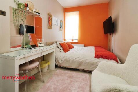 FRONT BEDROOM TWO