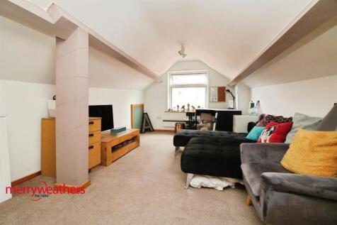ATTIC ROOM