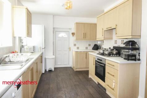 Dining/ Kitchen