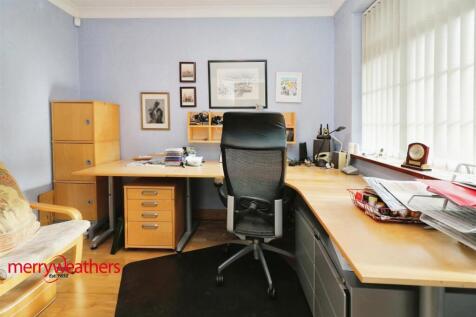 BEDROOM 4/OFFICE/STUDY