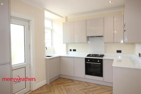 Dining/ Kitchen