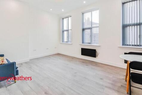 b77d1875-first 20floor 203.jpg