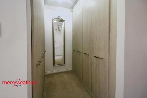 DRESSING AREA