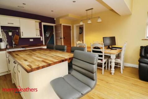 EXTENDED KITCHEN/DINER