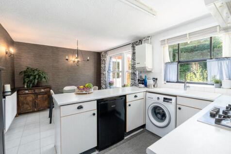 house kitchen towards diner.jpg