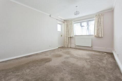 Sitting room 1.jpg