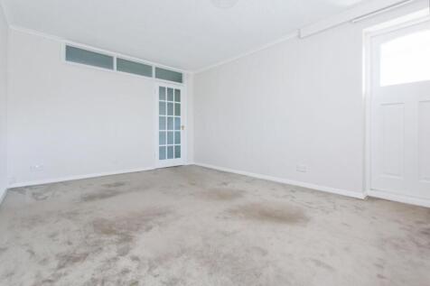 Sitting room 3.jpg