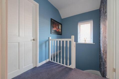97 Wimperis Way (18 of 31).jpg