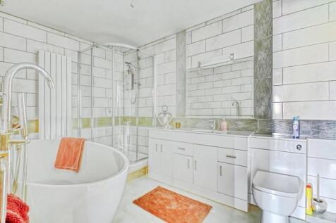10manorlane19.jpg