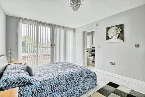 10manorlane29.jpg