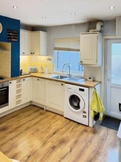 8ae86120-New 201.jpg