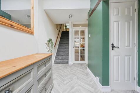 11woodlandsclose-12.jpg