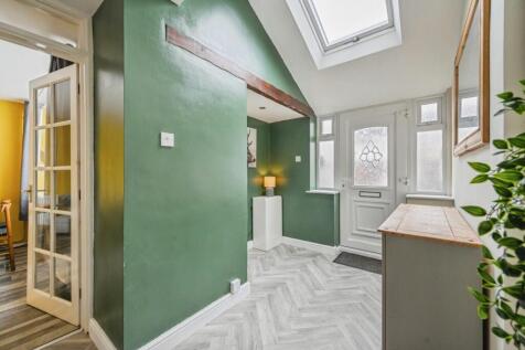 11woodlandsclose-1.jpg