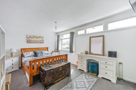 11woodlandsclose-16.jpg