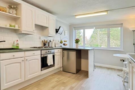 146437cd-Kitchen.jpg