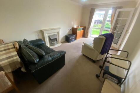 New Hall Lodge 7.jpg
