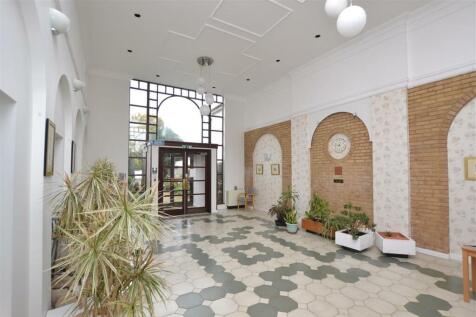 COMMUNAL RECEPTION
