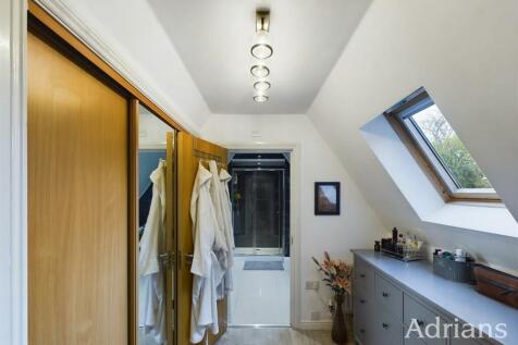 DRESSING AREA