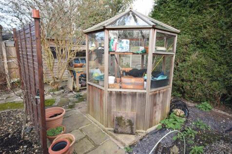 POTTING SHED
