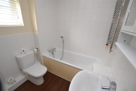 FOUR PIECE BATHROOM