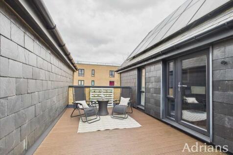 RAISED DECKED AREA