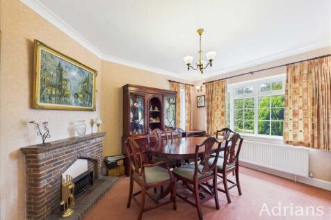 DINING/BEDROOM