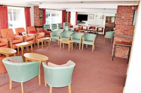 COMMUNAL LOUNGE