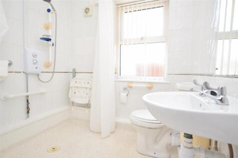 SHOWER / WET ROOM