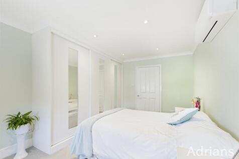 ANNEX BEDROOM /