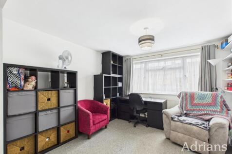 LOUNGE / DINING ROOM