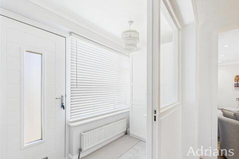 ENTRANCE PORCH