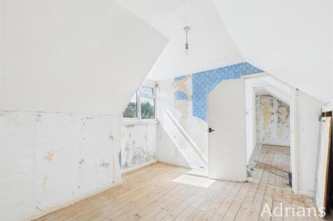 LOFT ROOM ONE