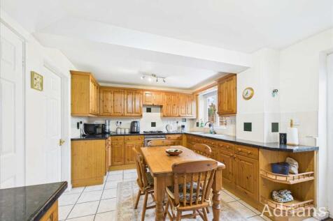 EXTENDED KITCHEN