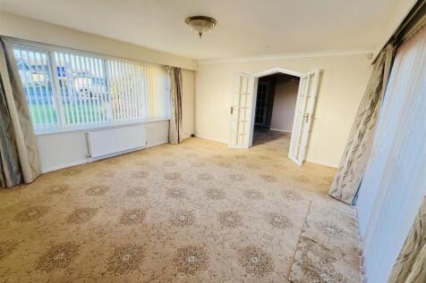 RECEPTION ROOM/GF BEDROOM