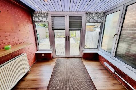 GARDEN ROOM/CONSERVATORY