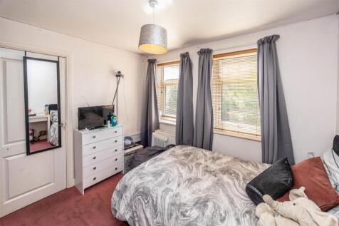 22LHRHudds-080925-6.jpg