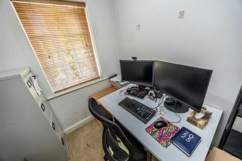 22LHRHudds-080925-13.jpg