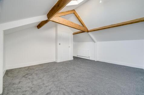 4 Cliffe End Road-6.jpg