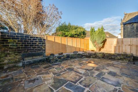 4 Cliffe End Road-18.jpg