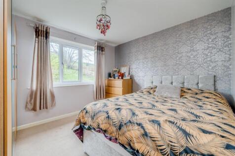 23 Knaresborough Drive-7.jpg