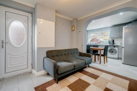 23 Knaresborough Drive-13.jpg