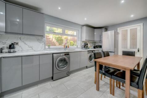 23 Knaresborough Drive-14.jpg