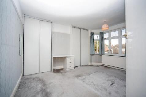 268 Kimbolton Road (